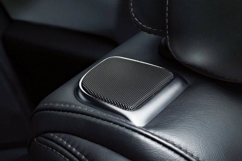 Cadillac XTS photo